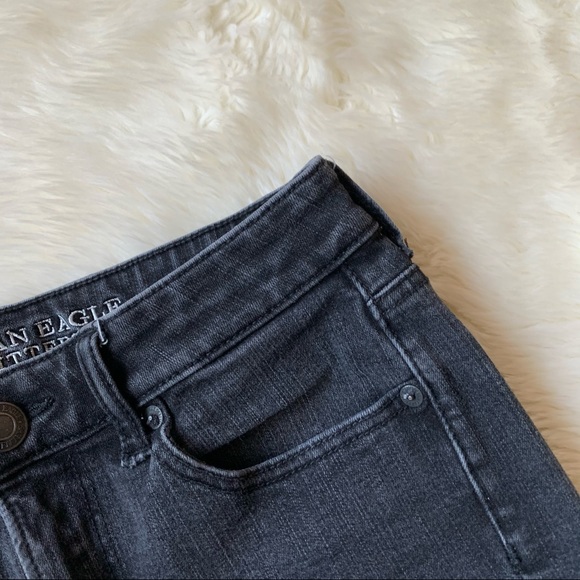 American Eagle Black Hi Rise Shortie Shorts Size 2 - Picture 4 of 10